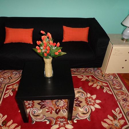 Cheap Booking Rooms L'Hospitalet de Llobregat Exteriör bild